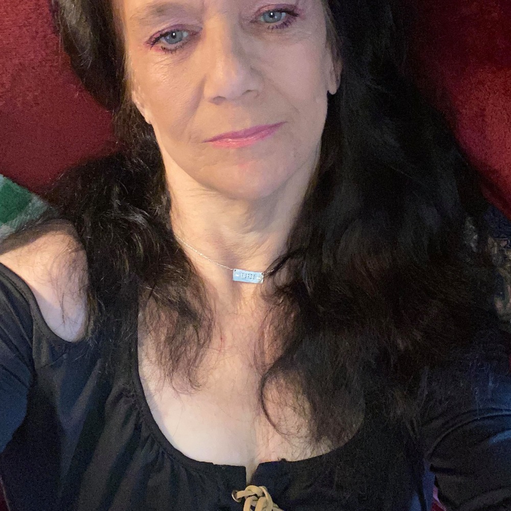 Meet your Posher, Peggy owner of attic Afterlife and gift tactic gifts